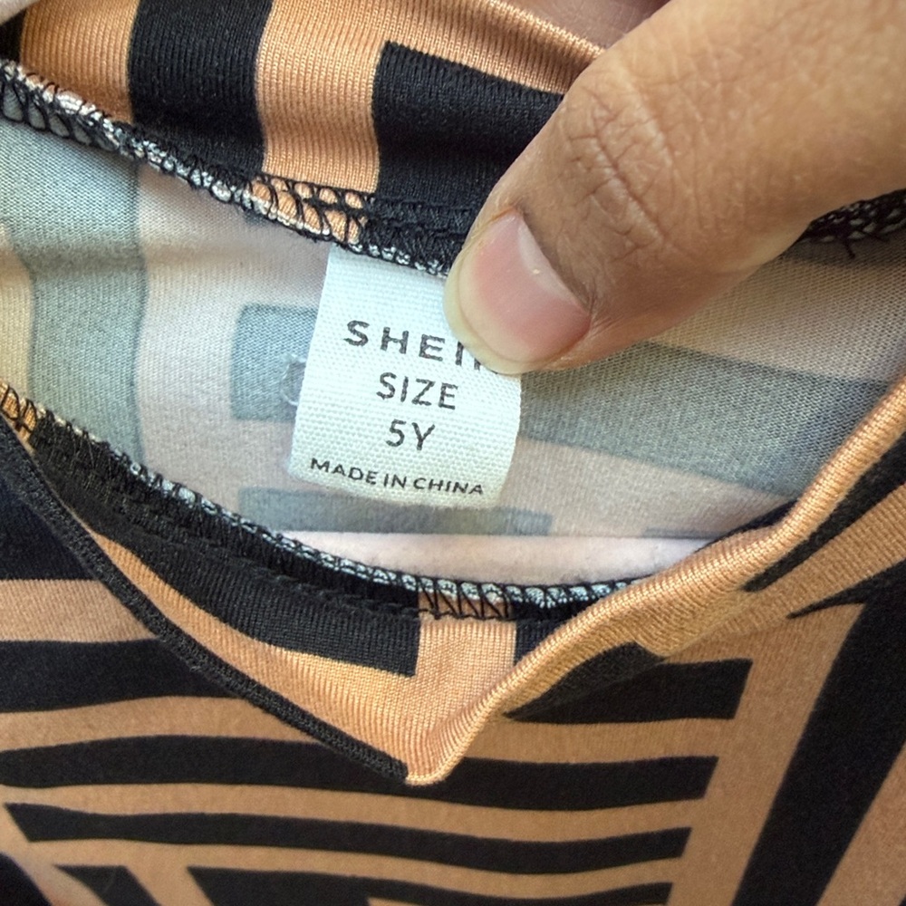 SHEIN Black and Tan Geometric Long Sleeve Dress Size 5 - Picture 2 of 3